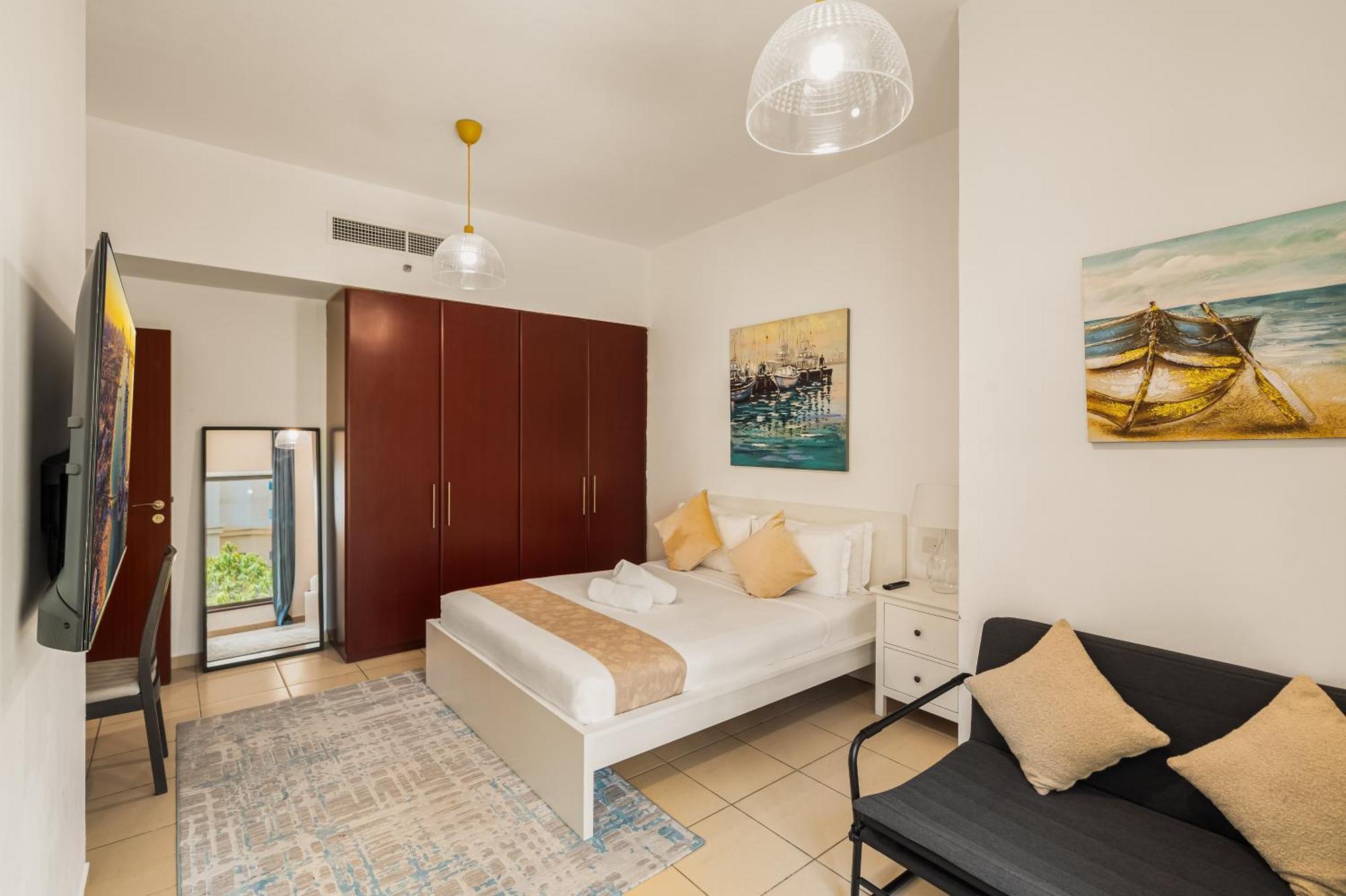 Beautiful 2Br & 4Br Apartments On Jbr Beach, Walking Distance To Bluewaters Island - By Sunkissed Holiday Homes ドバイ エクステリア 写真