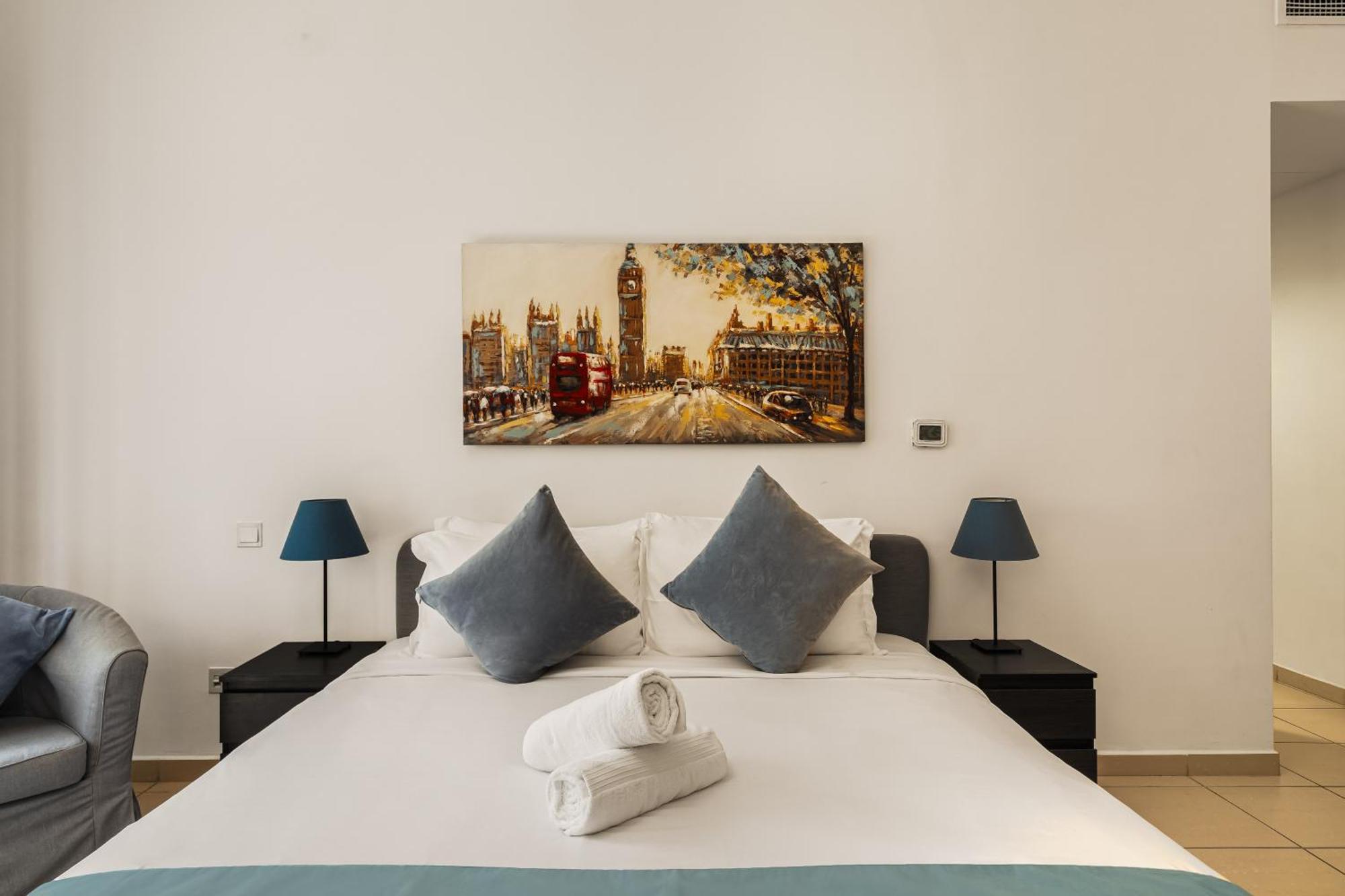 Beautiful 2Br & 4Br Apartments On Jbr Beach, Walking Distance To Bluewaters Island - By Sunkissed Holiday Homes ドバイ エクステリア 写真