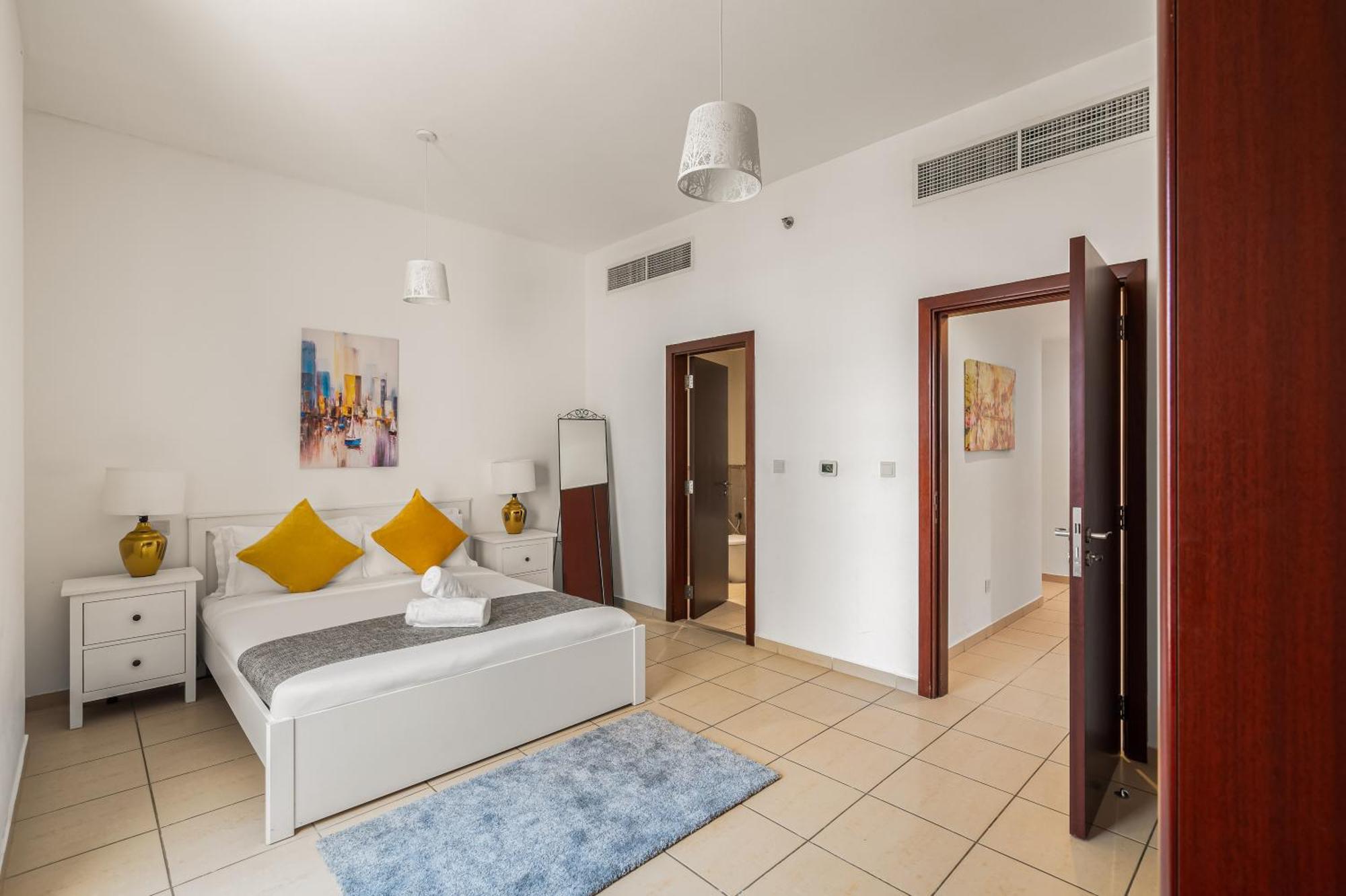Beautiful 2Br & 4Br Apartments On Jbr Beach, Walking Distance To Bluewaters Island - By Sunkissed Holiday Homes ドバイ エクステリア 写真