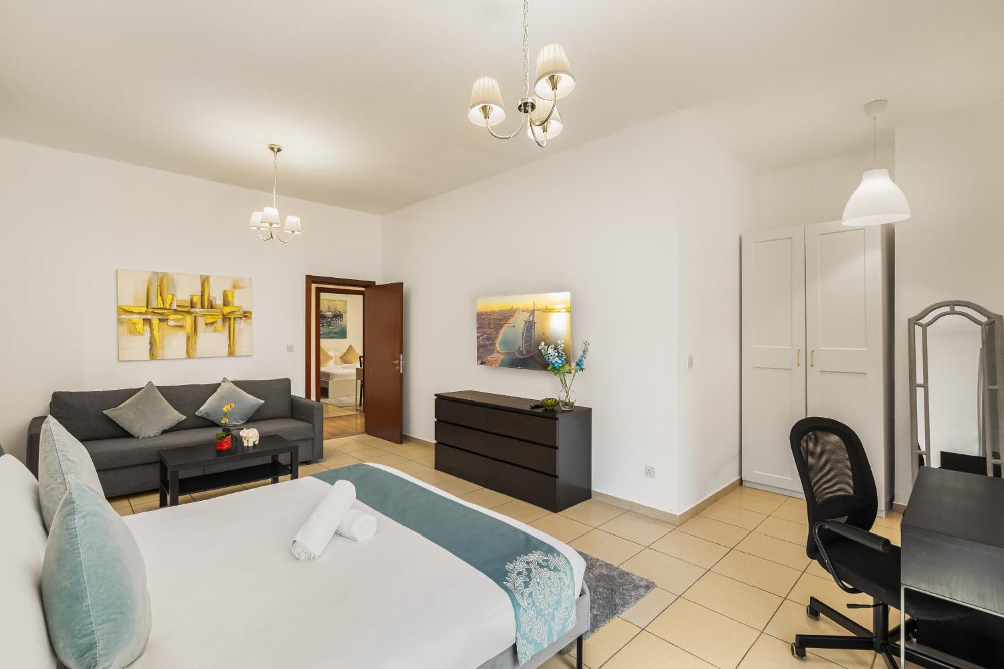 Beautiful 2Br & 4Br Apartments On Jbr Beach, Walking Distance To Bluewaters Island - By Sunkissed Holiday Homes ドバイ エクステリア 写真