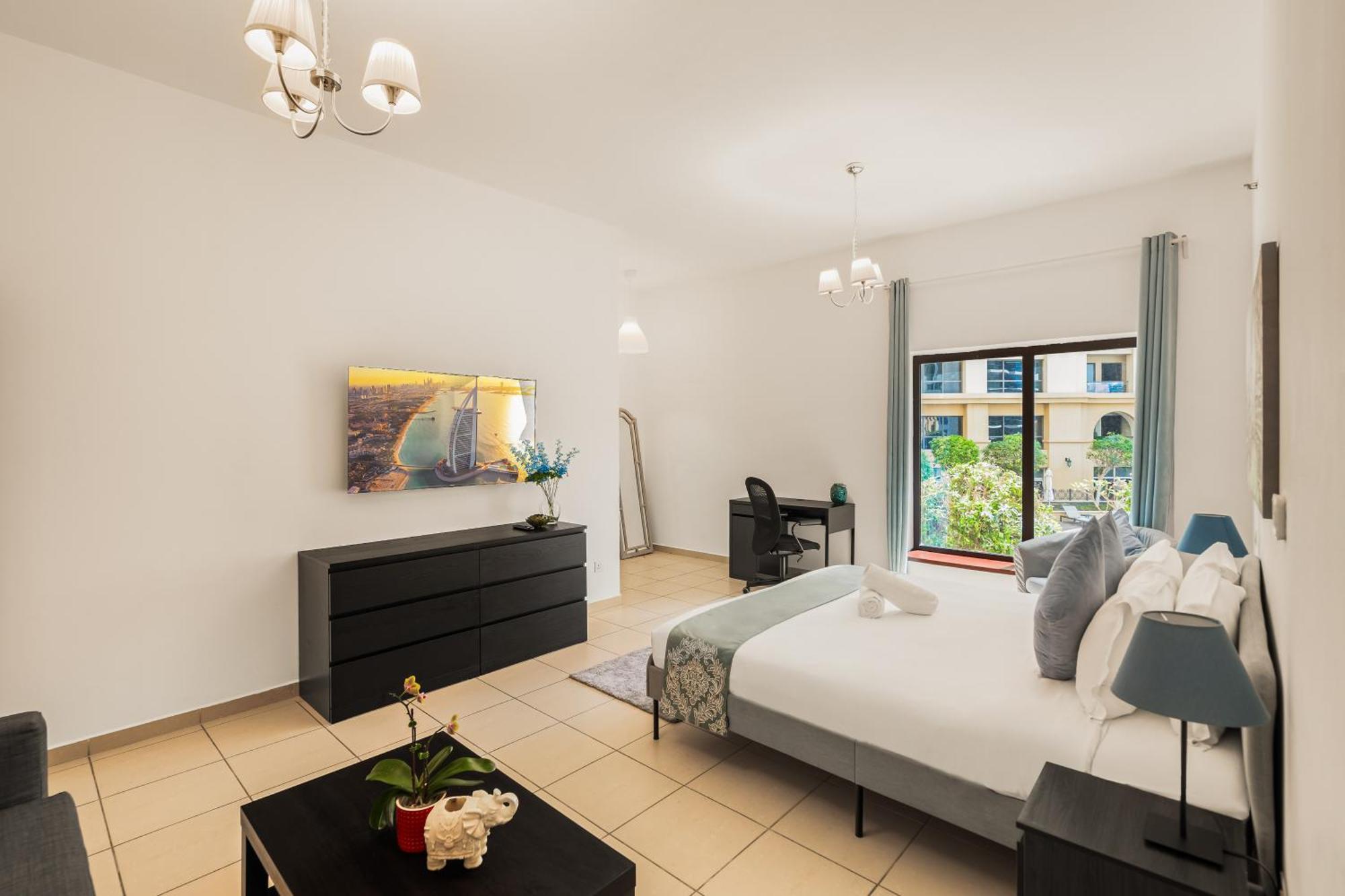 Beautiful 2Br & 4Br Apartments On Jbr Beach, Walking Distance To Bluewaters Island - By Sunkissed Holiday Homes ドバイ エクステリア 写真