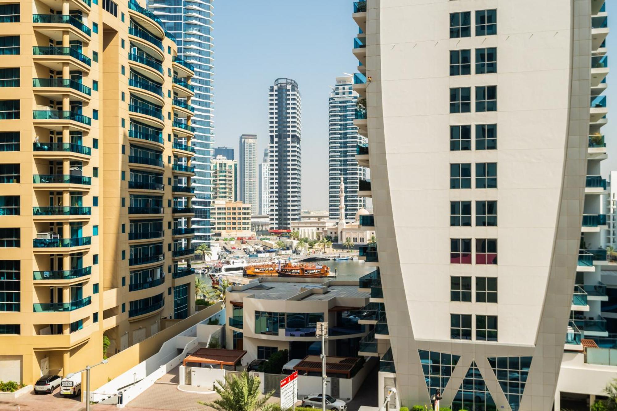 Beautiful 2Br & 4Br Apartments On Jbr Beach, Walking Distance To Bluewaters Island - By Sunkissed Holiday Homes ドバイ エクステリア 写真