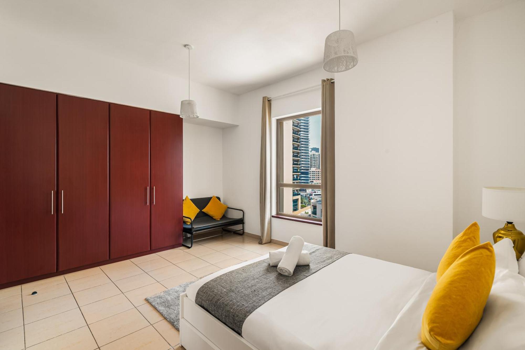 Beautiful 2Br & 4Br Apartments On Jbr Beach, Walking Distance To Bluewaters Island - By Sunkissed Holiday Homes ドバイ エクステリア 写真