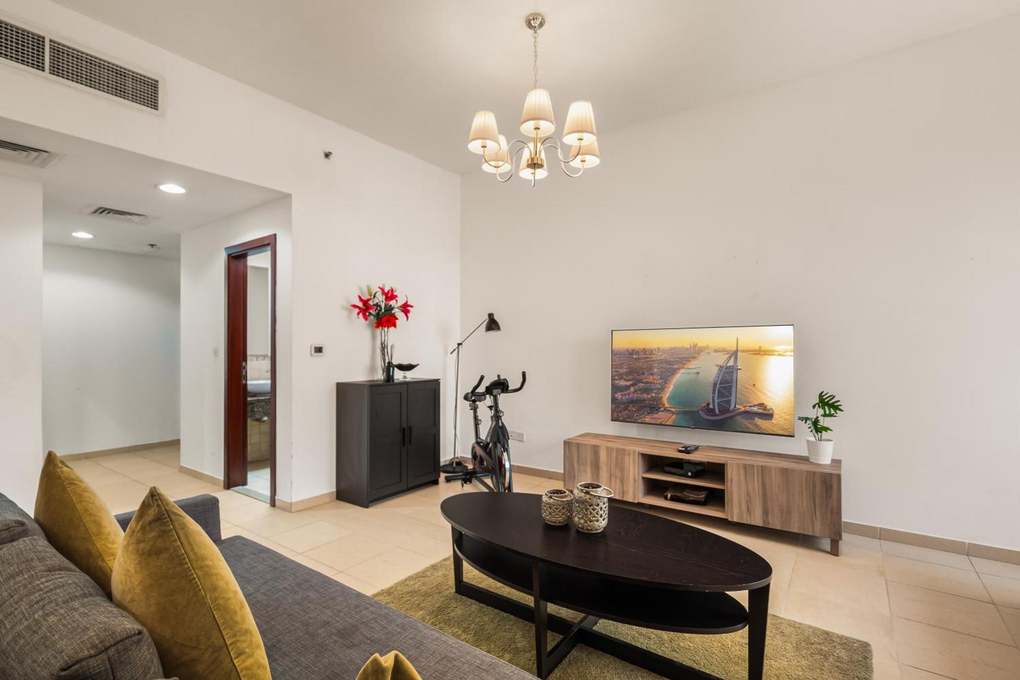 Beautiful 2Br & 4Br Apartments On Jbr Beach, Walking Distance To Bluewaters Island - By Sunkissed Holiday Homes ドバイ エクステリア 写真